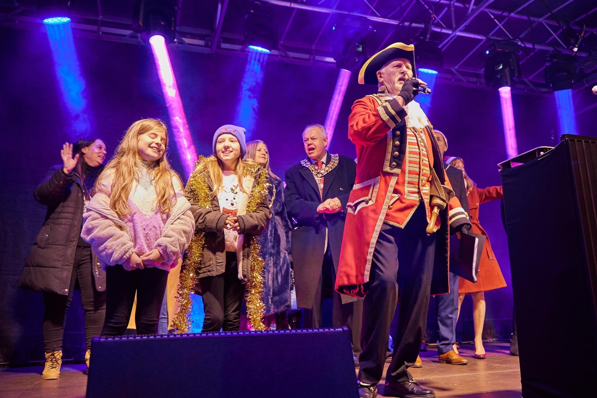 lichfield , christmas , lichfield christmas , lichfied events , lichfield lights switch on , cannock sound hire , stage men ,