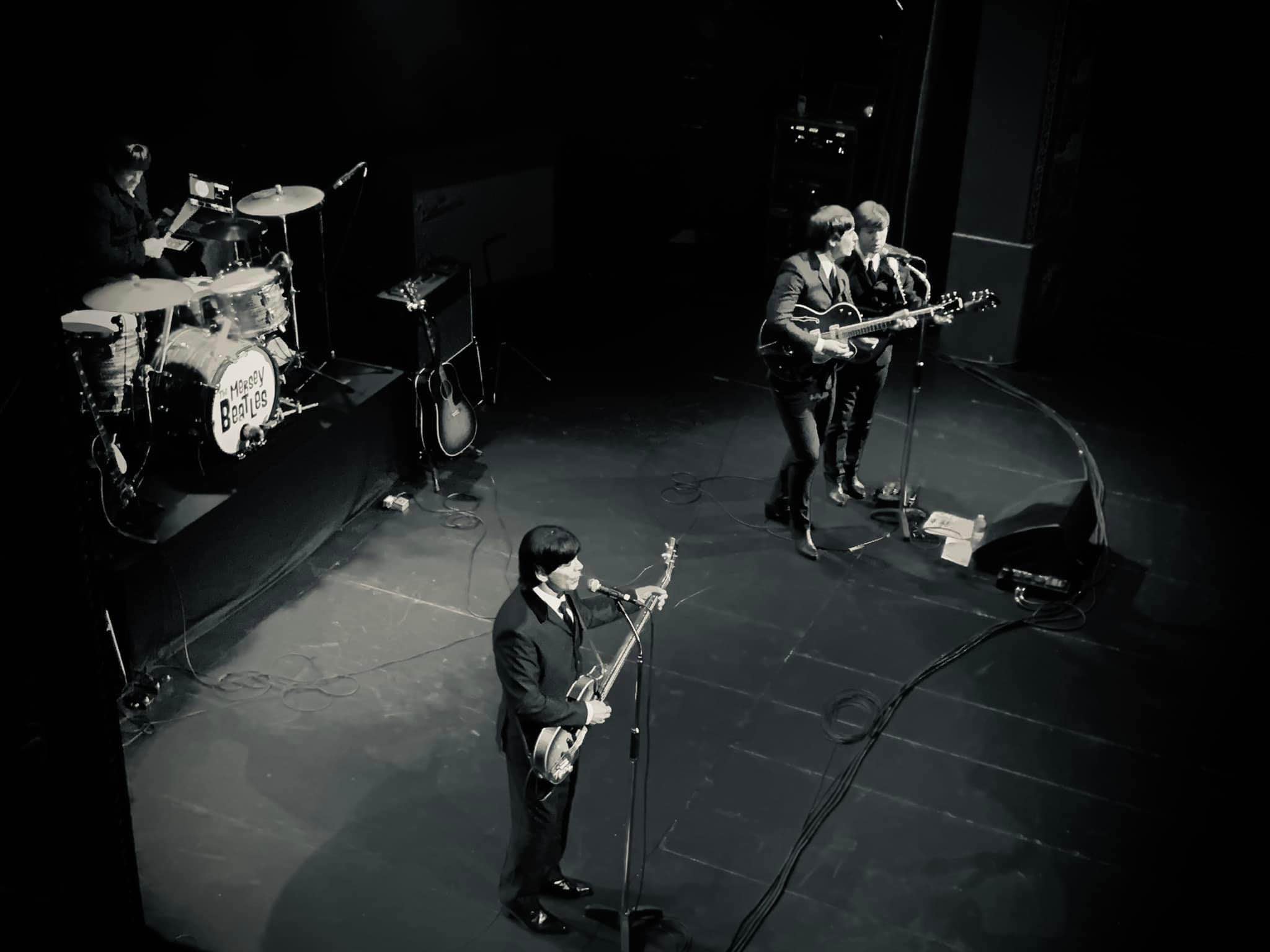 newark ,mersey beatles , the beatles , the upbeat beatles  , tribute band , production for touring bands , production for tribute band ,