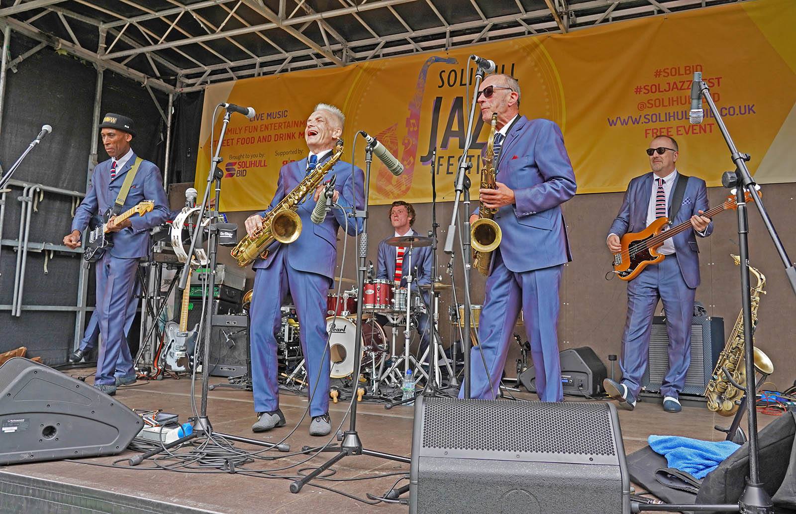 solihull jazz , solihull BID , solihull music festival , solihull town centre , solihull shopping , concert in solihull , soilhull summerfest , free concert in solihull , 