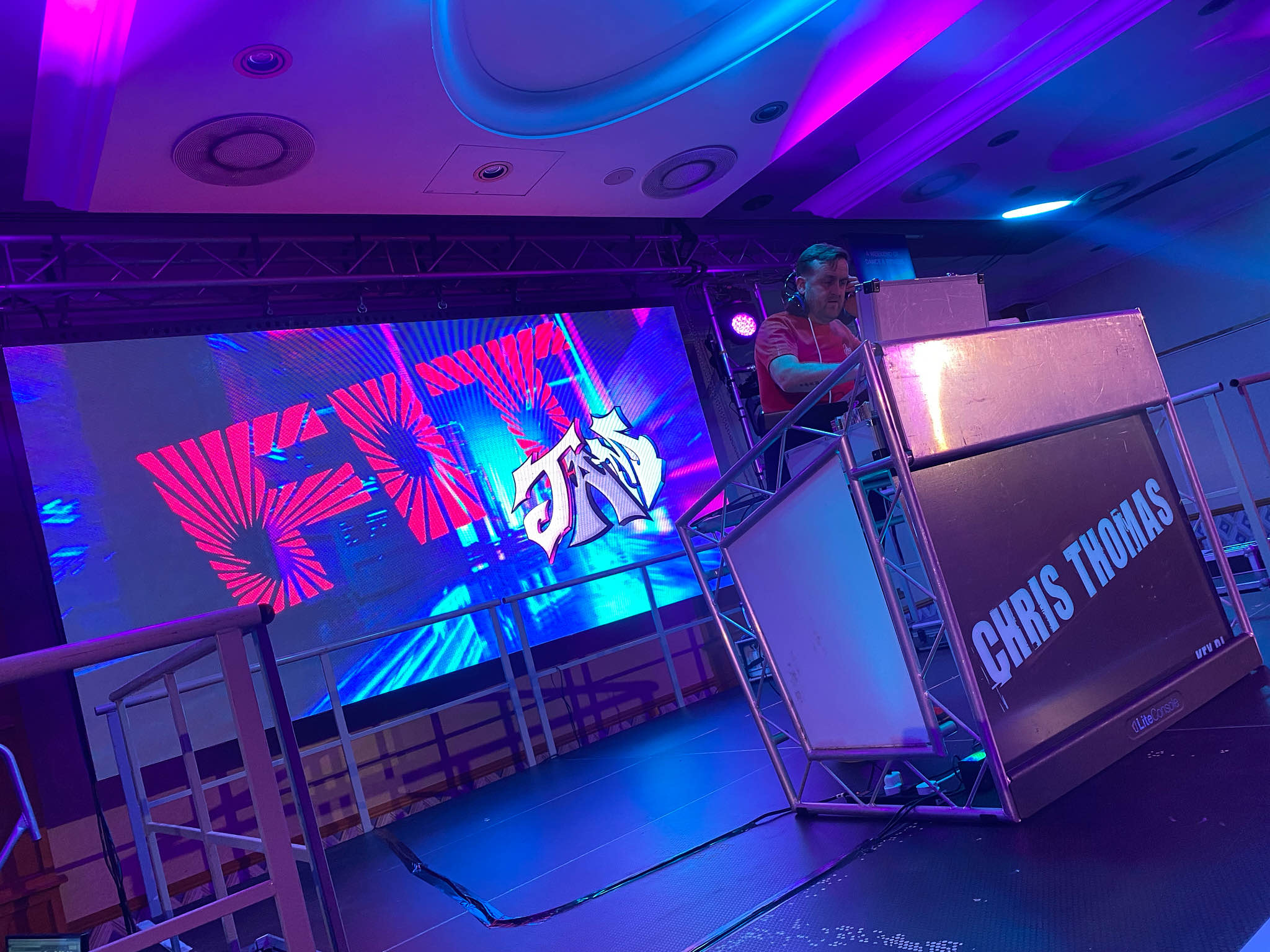 fitjam 2022 , fit jam 2022 , fit jam alton towers , alton towers production , alton towers events , fitness production , fitness events ,