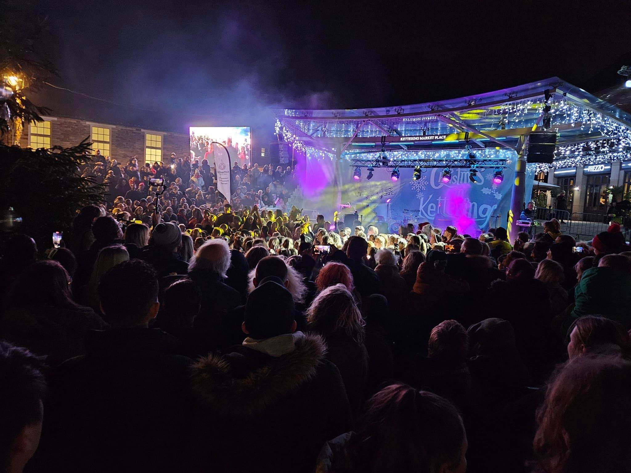 christmas lights switch on production , christmas lights wolverhampton , christmas lights lichfield , christmas lights signal radio , christmas lights free radio , 