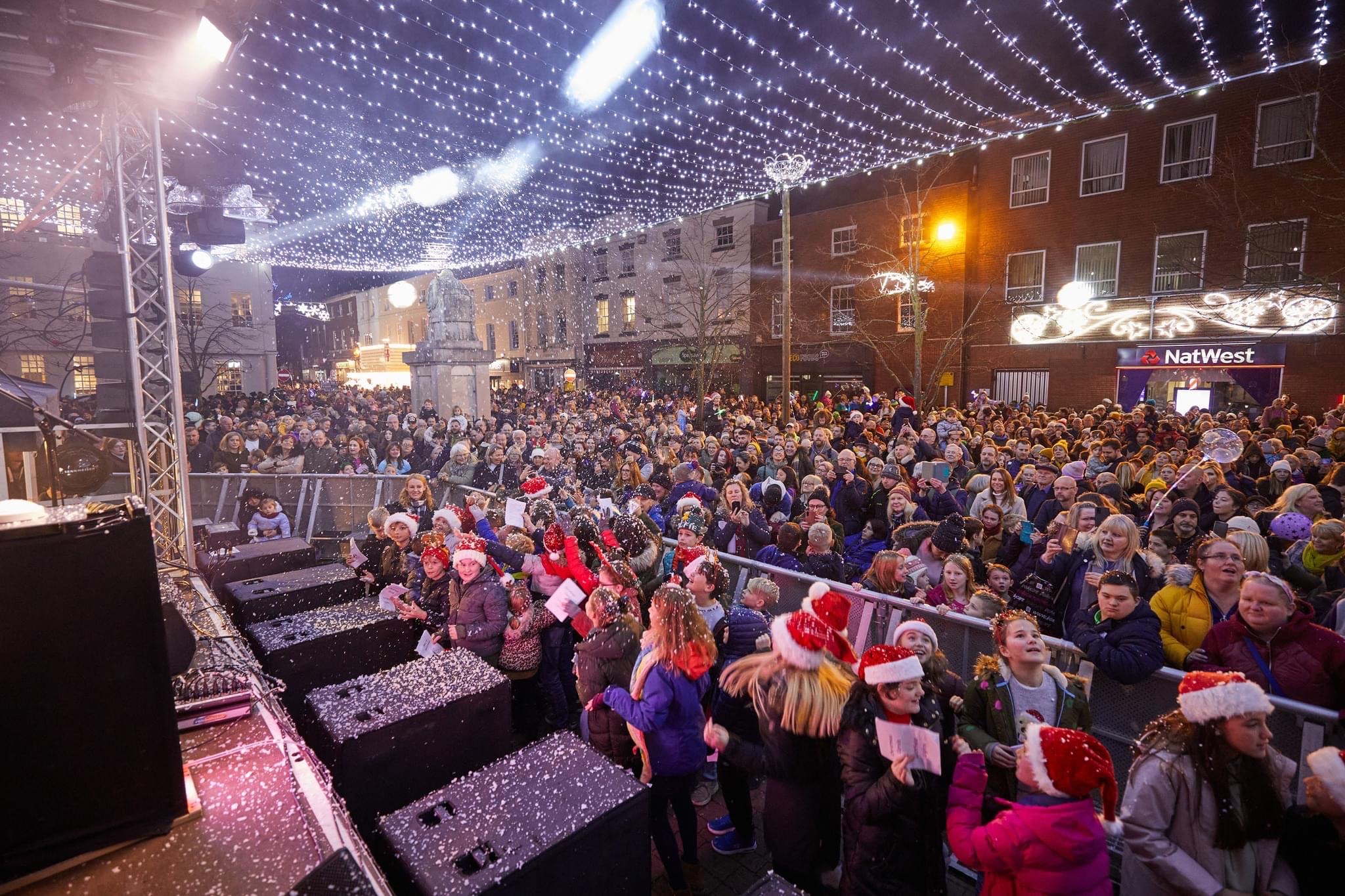 lichfield , lichfield christmas 2022 , lichfield lights , lichfield christmas lights , lichfield free concert , stage men , cannock sound hire ,