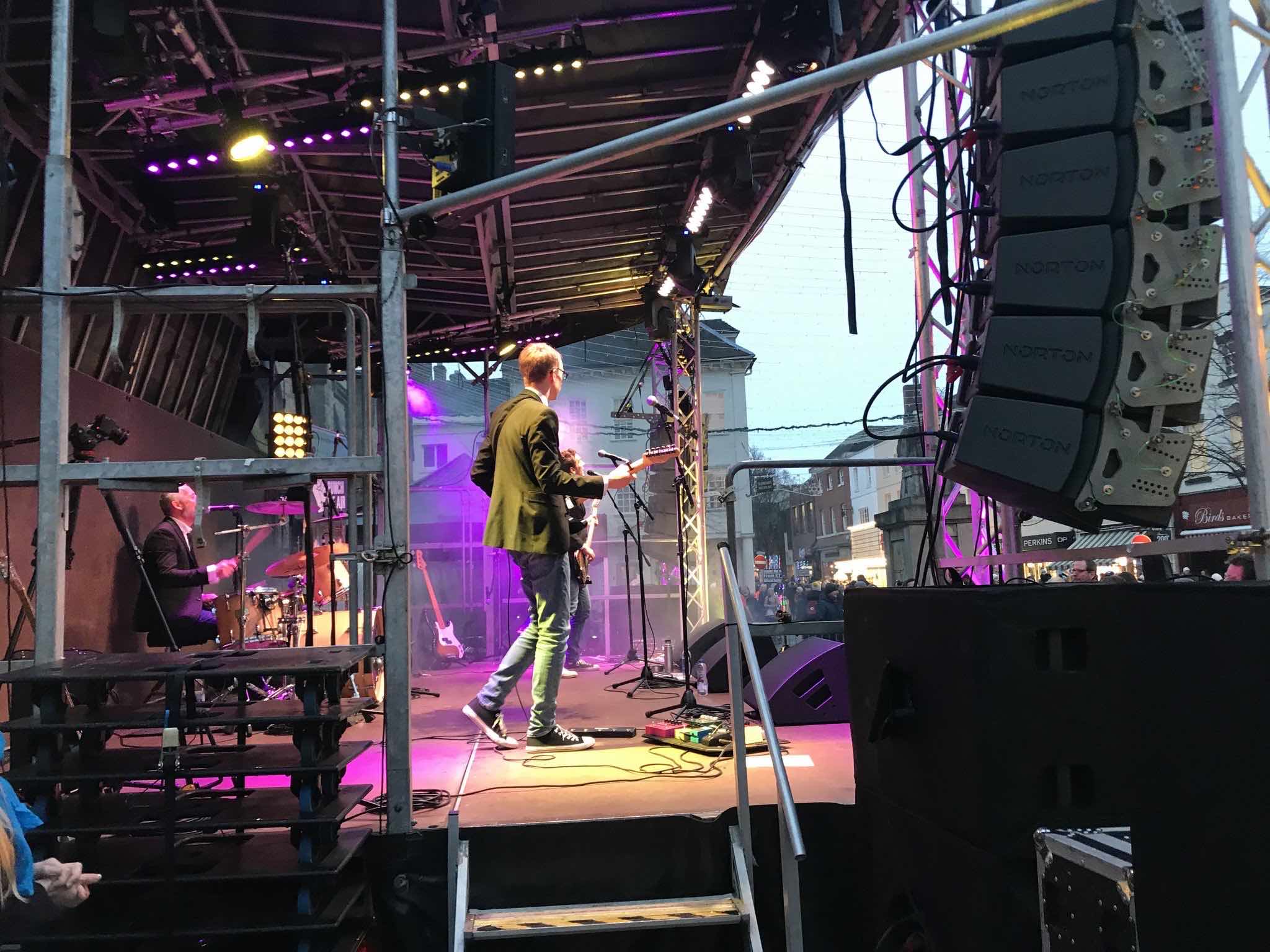 Lichfield christmas , lichfield lights , lichfield switch on , lichfield 2019 , lichfield news lichfield concert , christmas shopping in lichfield , lichfield opening hours , lichfield review , cannocksound , stage men , 