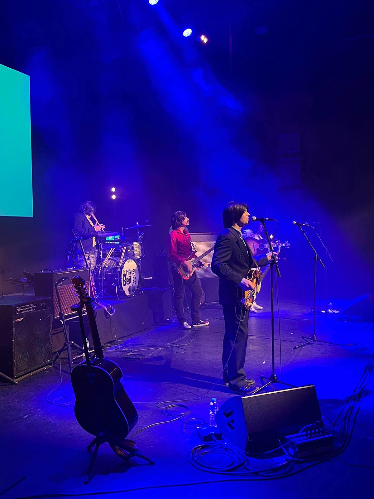 mersey beatles , the beatles , the upbeat beatles , hoddesdon , tribute band , production for touring bands , production for tribute band ,