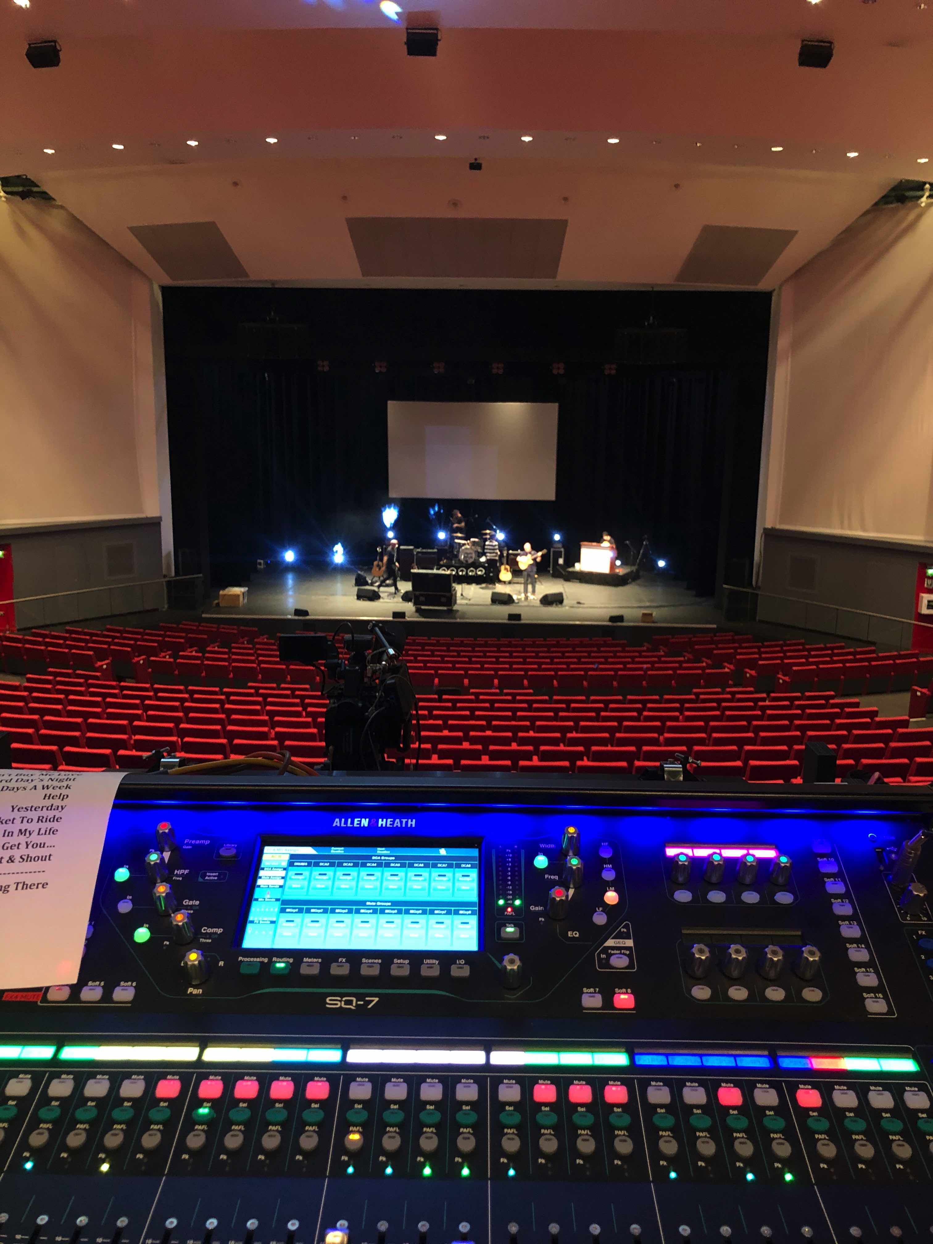 the mersey beatles in liverpool , liverpool beatles tribute , best beatles tribute , liverpool arena beatles , beatles performing in liverpool , M&S arena , 