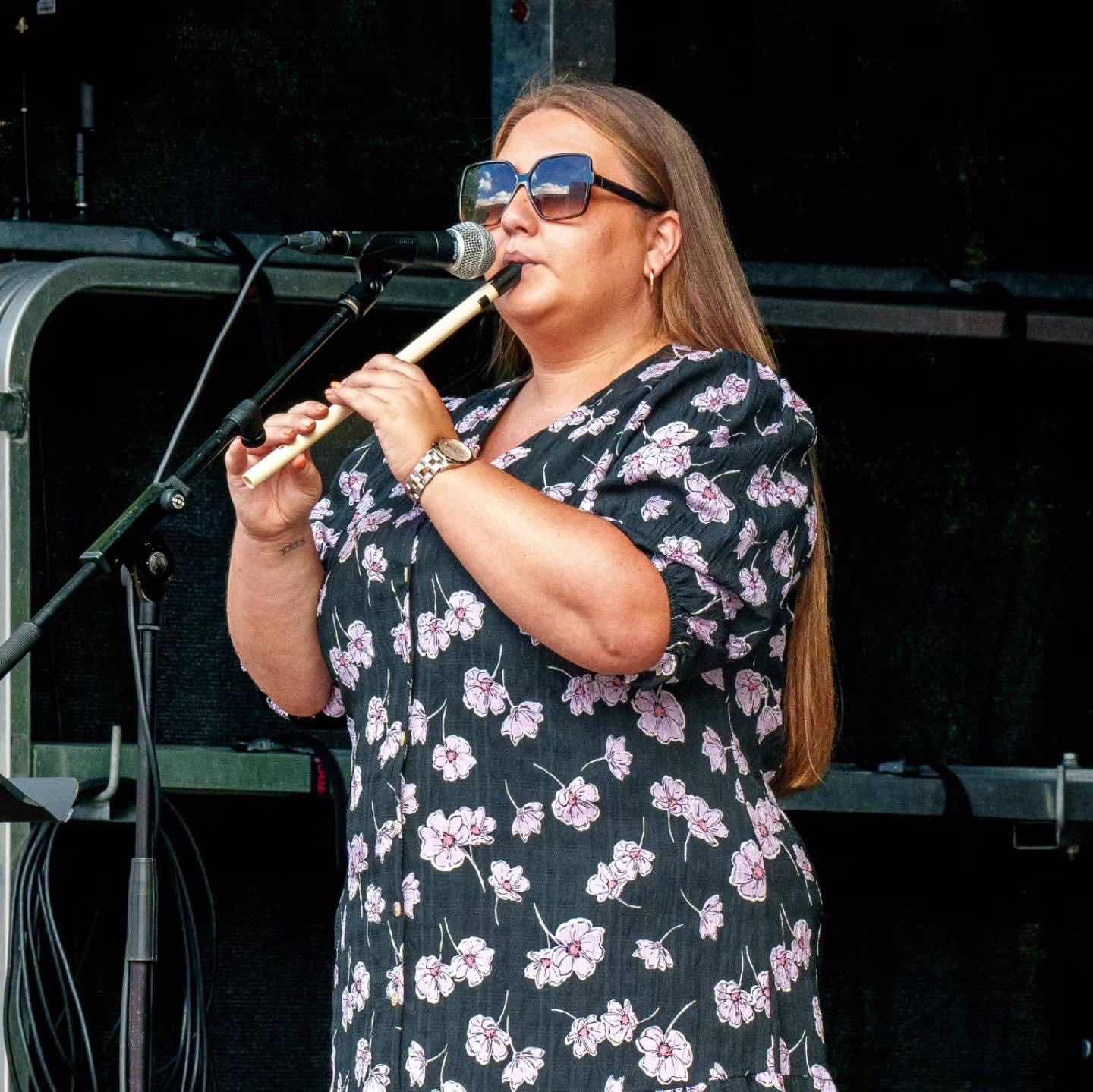 solihull music, solihull free festival , solihull summerfest , free tickets , hire , rent , stage men , cannock sound , free music solihull , whats on in solihull ,