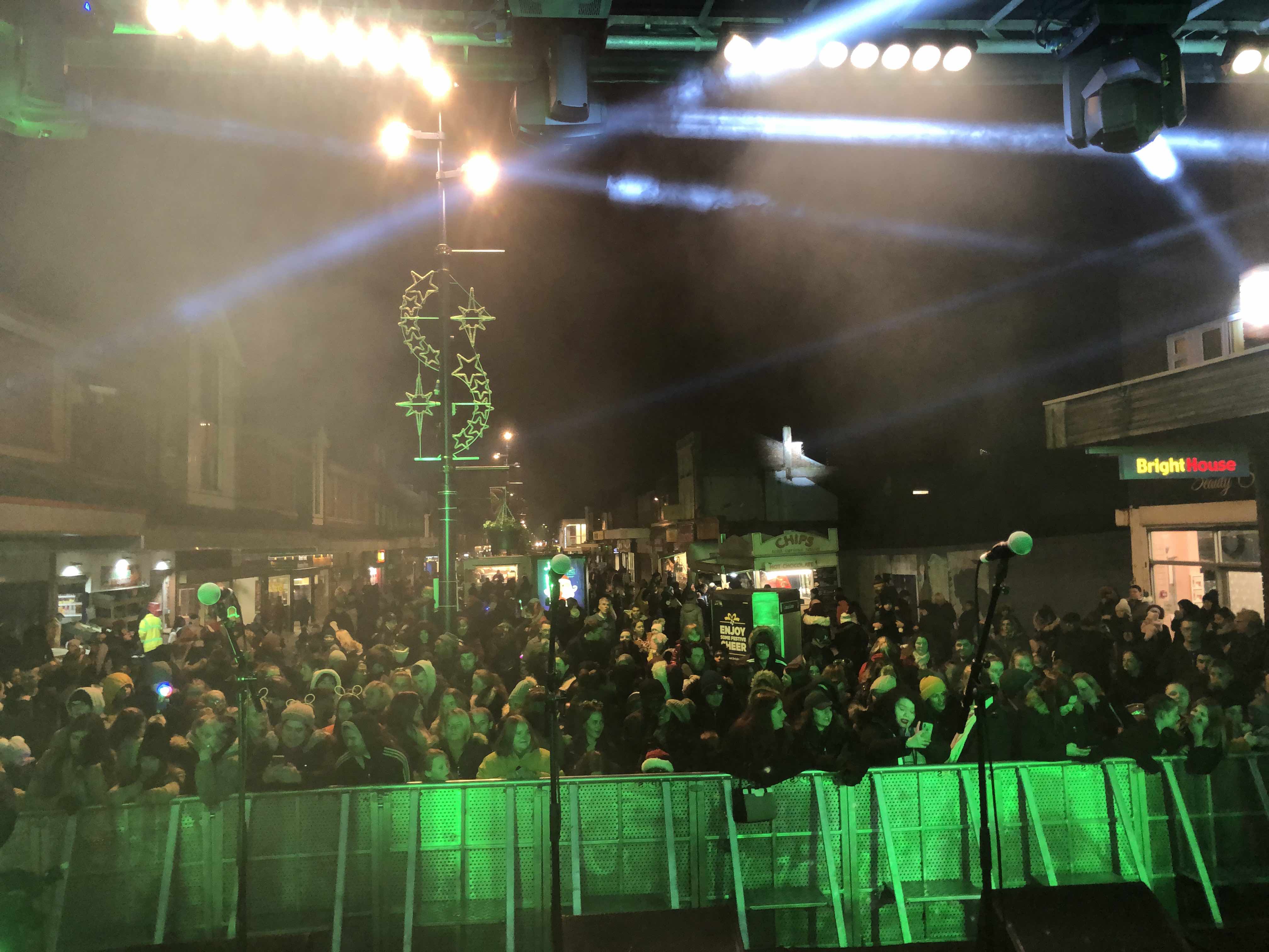 west bromwich christmas , west bromwich lights , west bromwich switch on , west bromwich 2019 , west bromwich news , west bromwich concert , christmas shopping in west bromwich , west bromwich opening hours , west bromwich review , cannocksound , stage men , 