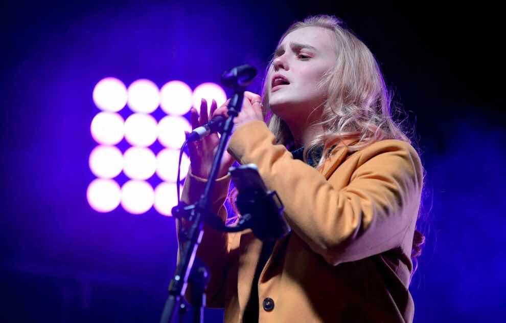 west bromwich christmas , west bromwich lights , west bromwich switch on , west bromwich 2019 , west bromwich news , west bromwich concert , christmas shopping in west bromwich , west bromwich opening hours , west bromwich review , cannocksound , stage men , 