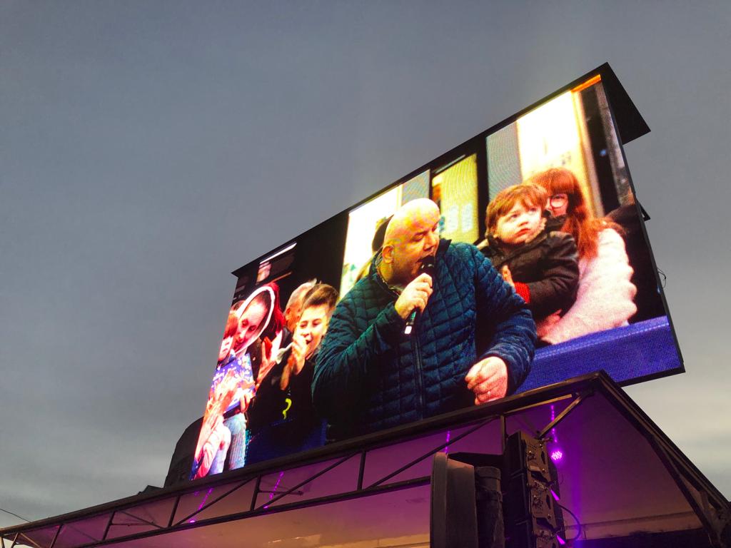 wolverhampton , christmas lights , wolverhampton christmas , tony christie , ADI , staging stagemen , cannock sound , 